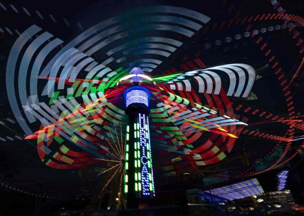 Slow Shutter - CNE Rides by Betty Chan – Honourable Mention