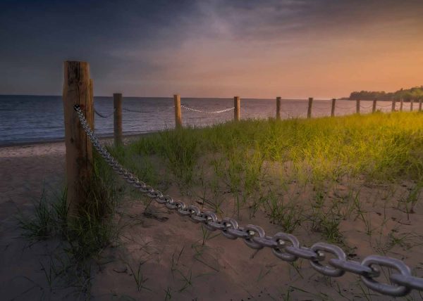 Chain Link Arc by Tony Di Bartolomeo – Award of Merit